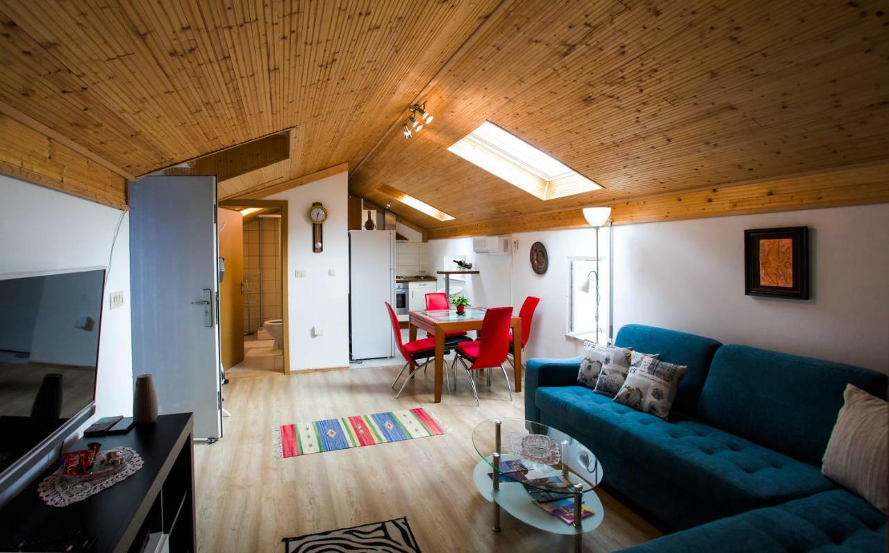 Holiday Homes Mirjana Mošćenička Draga Buitenkant foto