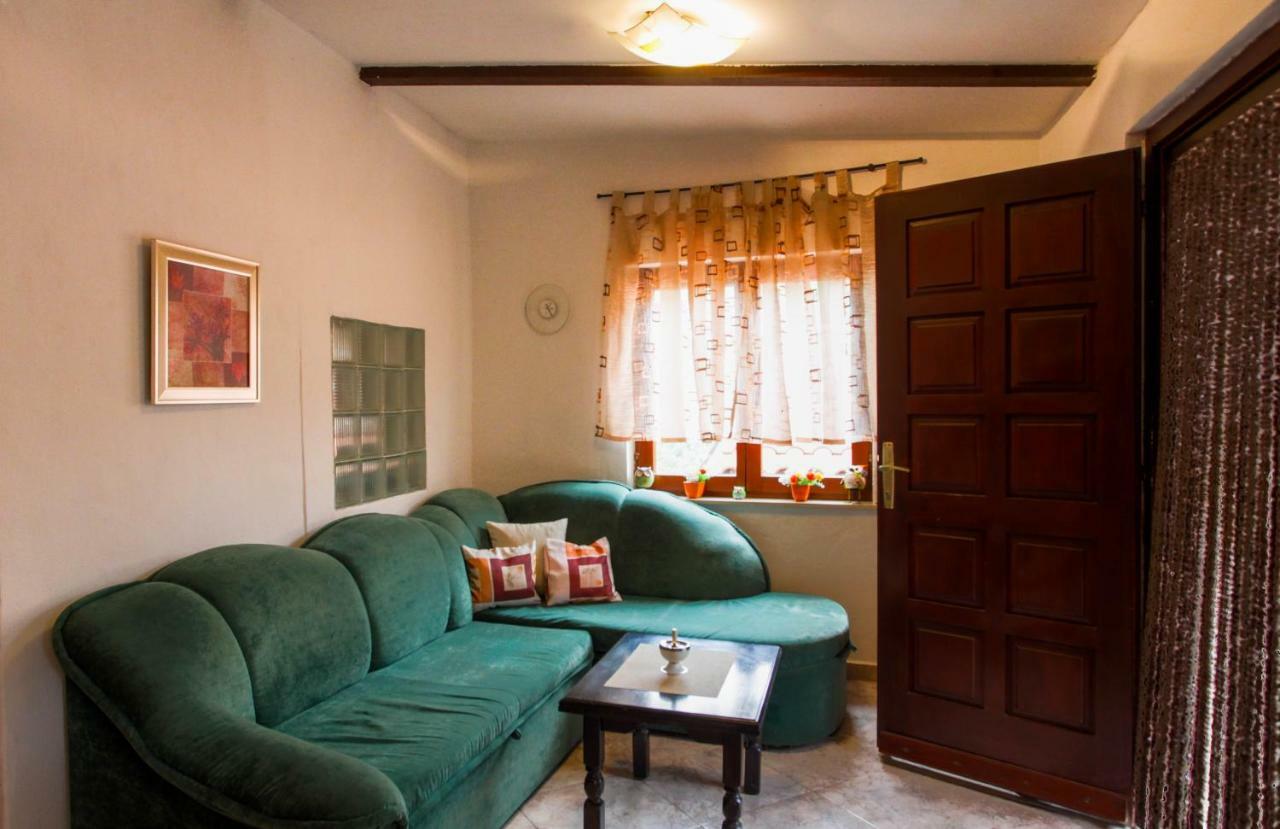 Holiday Homes Mirjana Mošćenička Draga Buitenkant foto